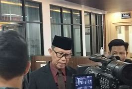 Anggota Dpr Pdip Mengundurkan Diri